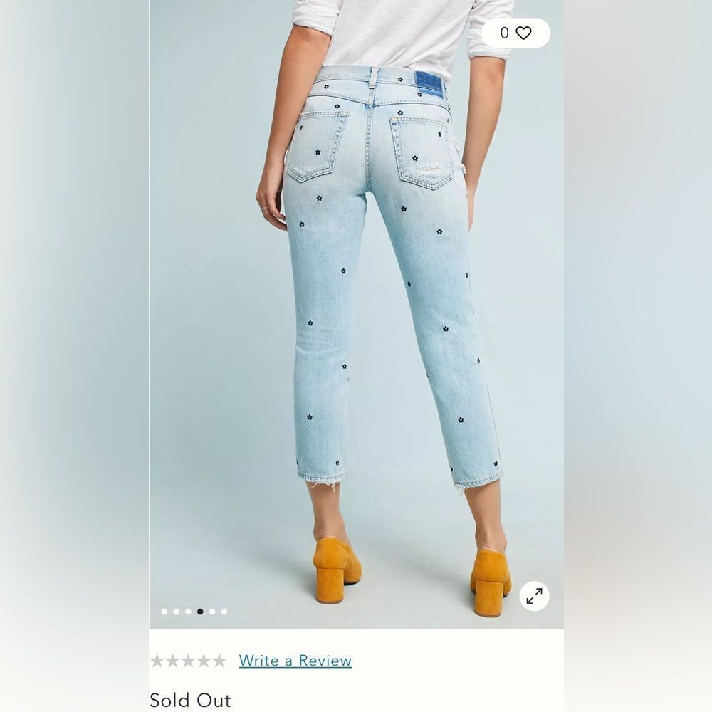 AMO Distressed Tomboy Crop Floral Embroidered Jean size 29 100% cotton